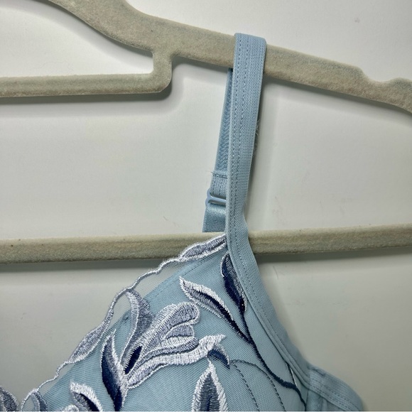 Soma Blue Embroidered Lightly Lined Cups Adjustable Strap Bra 36C - Picture 4 of 13